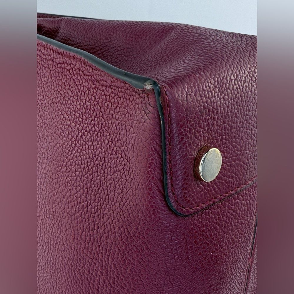 Michael Kors Mercer large pebbled leather tote bag in burgundy Wallet Set - Picture 6 of 16